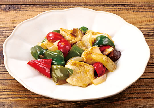 「鶏肉とピーマンの黒酢炒め」